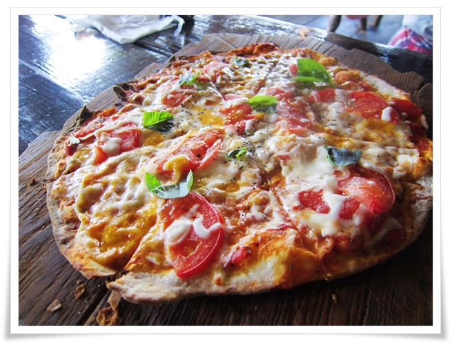 富夢想野 トムソーヤ 海南市 ランチ 対向車でピンチ 大自然の中でのランチ